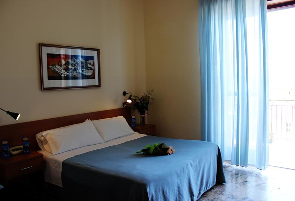 Nuovo Hotel Faro Capo d'Orlando Room photo
